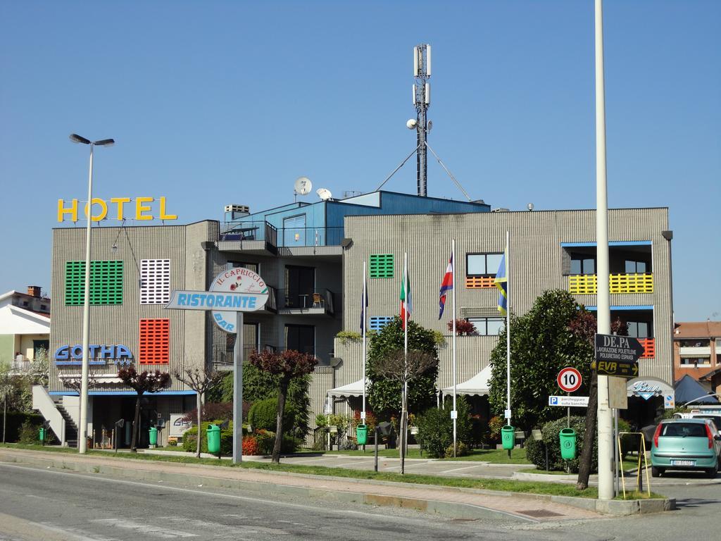 Gotha Hotel Turin Airport Ciriè Esterno foto