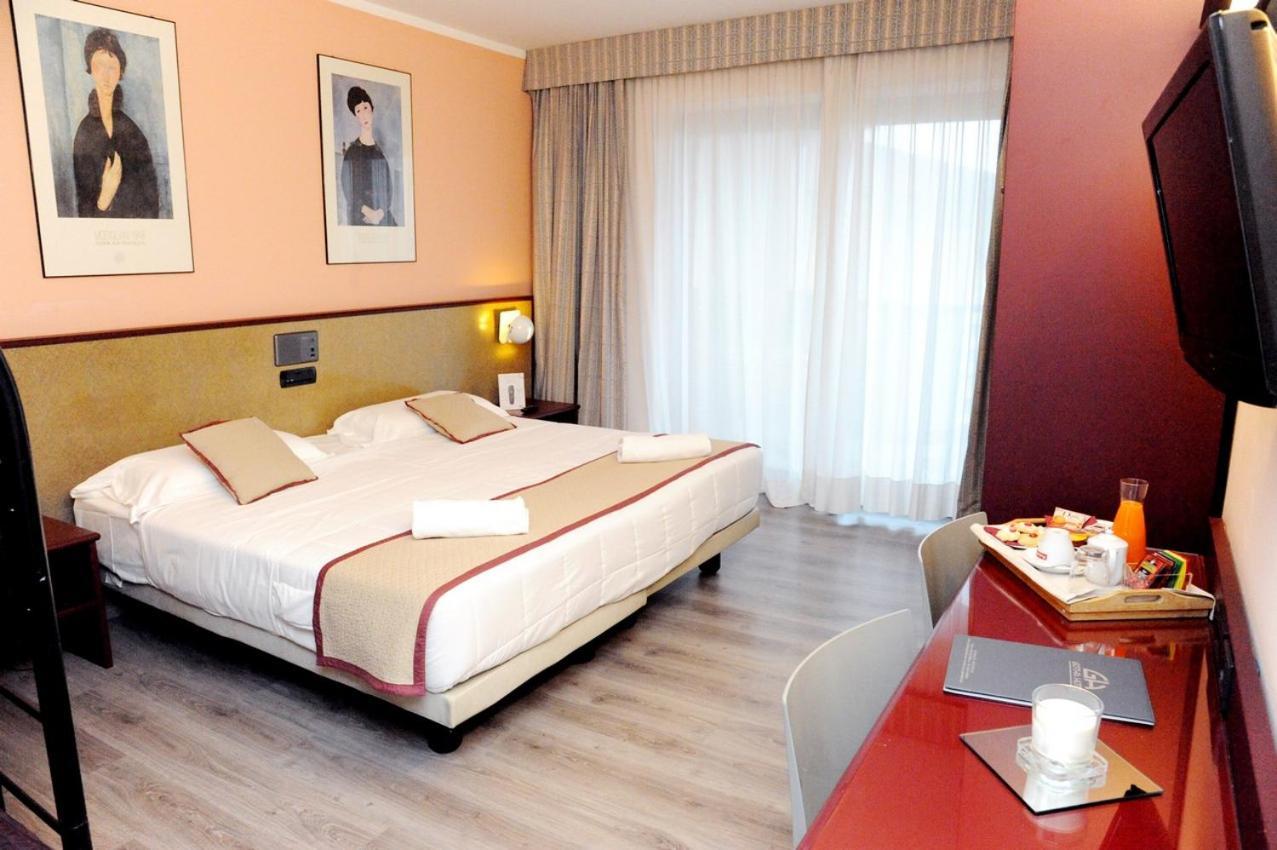 Gotha Hotel Turin Airport Ciriè Esterno foto