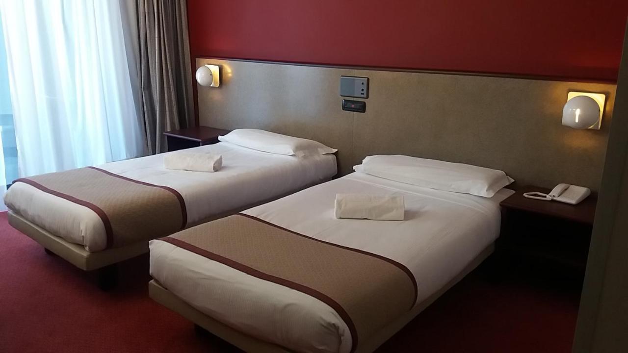Gotha Hotel Turin Airport Ciriè Camera foto